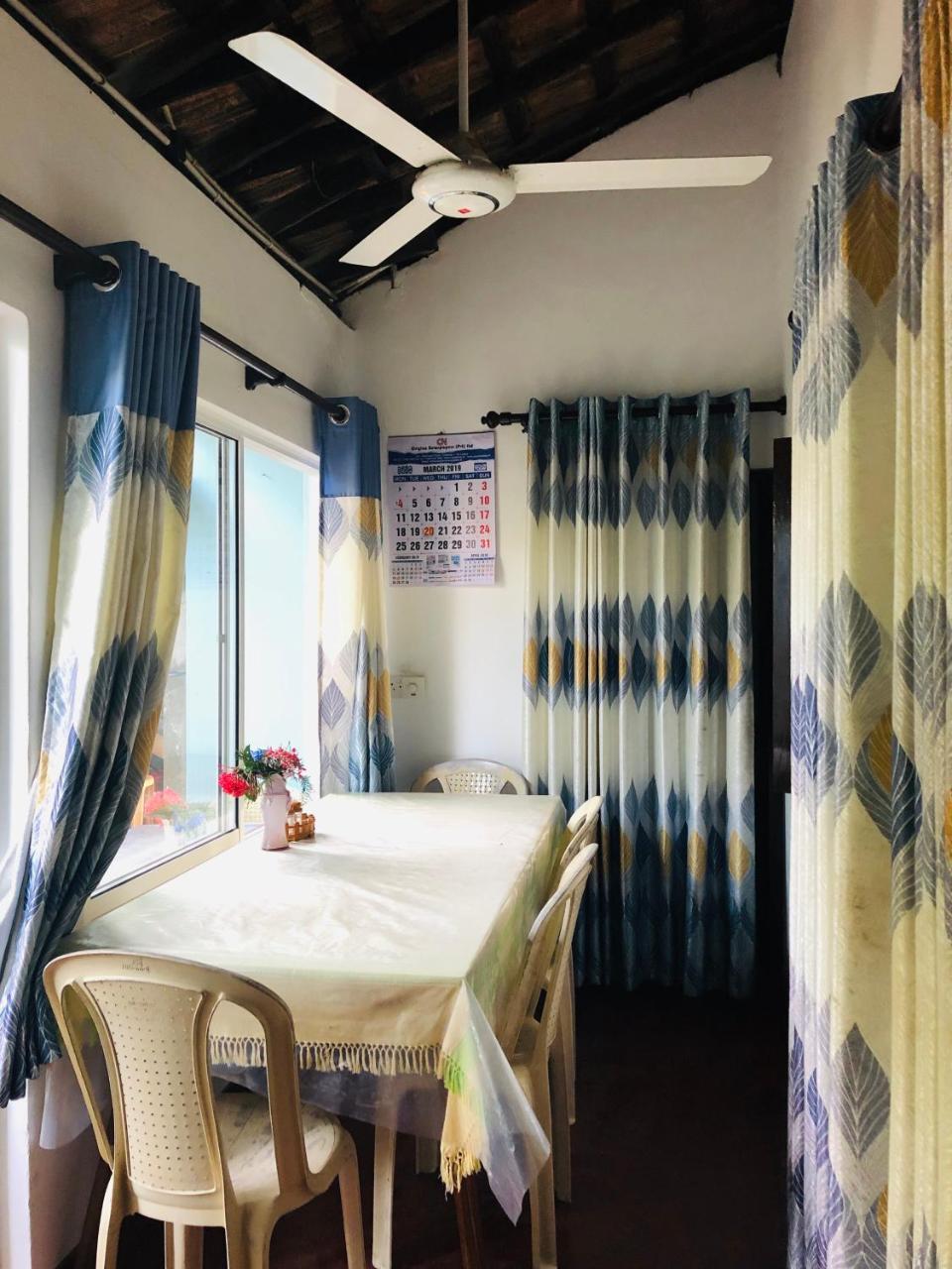 Hikkaduwa Backyard Beach Homestay Galle Extérieur photo